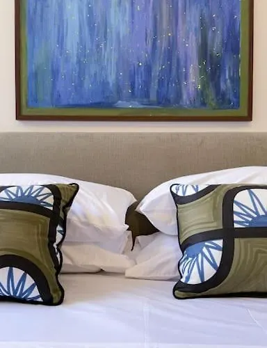 Mimi Gallery House דירה *