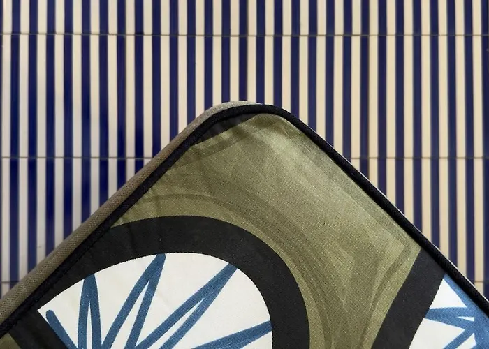 דירה Mimi Gallery House *